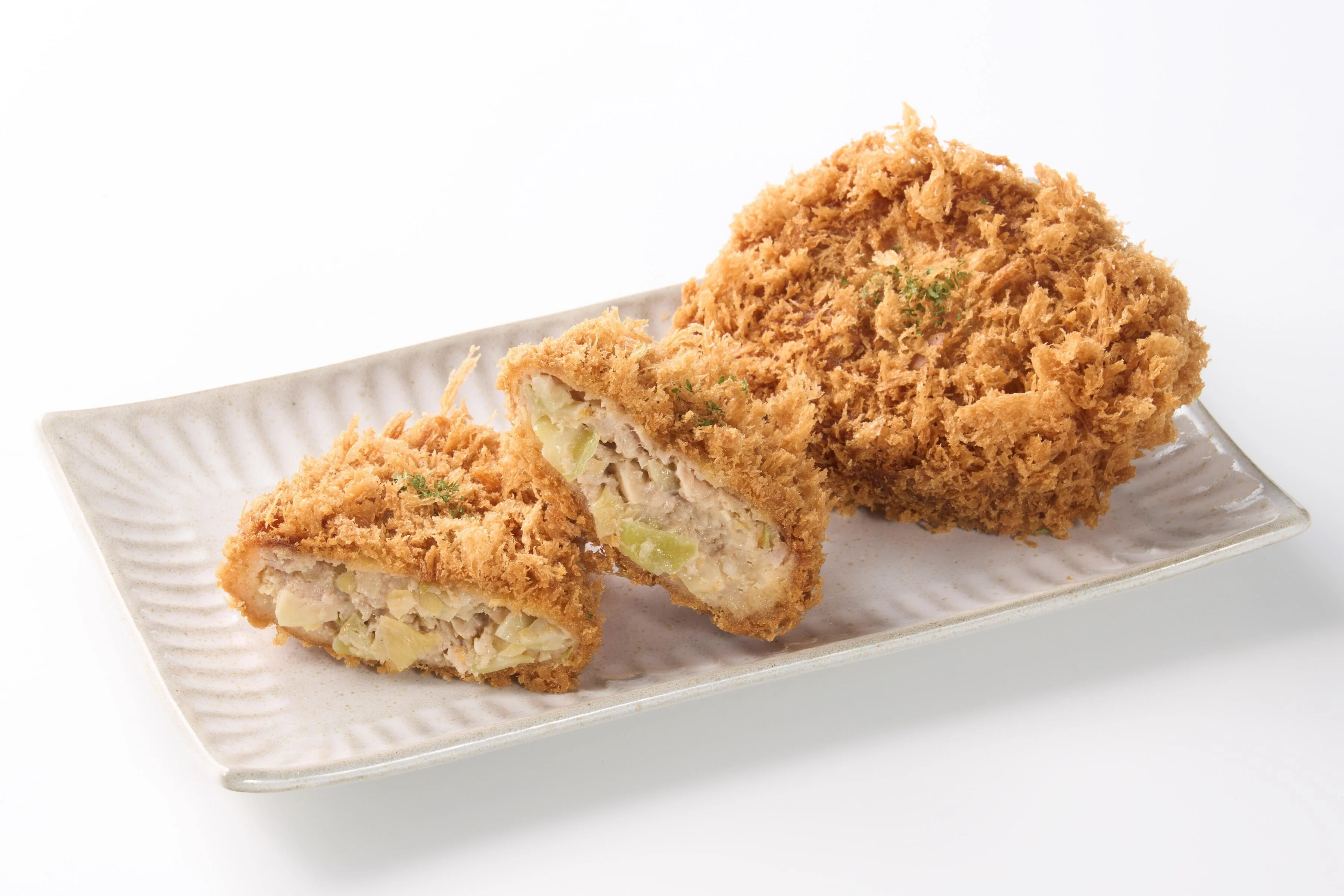 「春キャベツの黒豚メンチかつ」期間限定販売